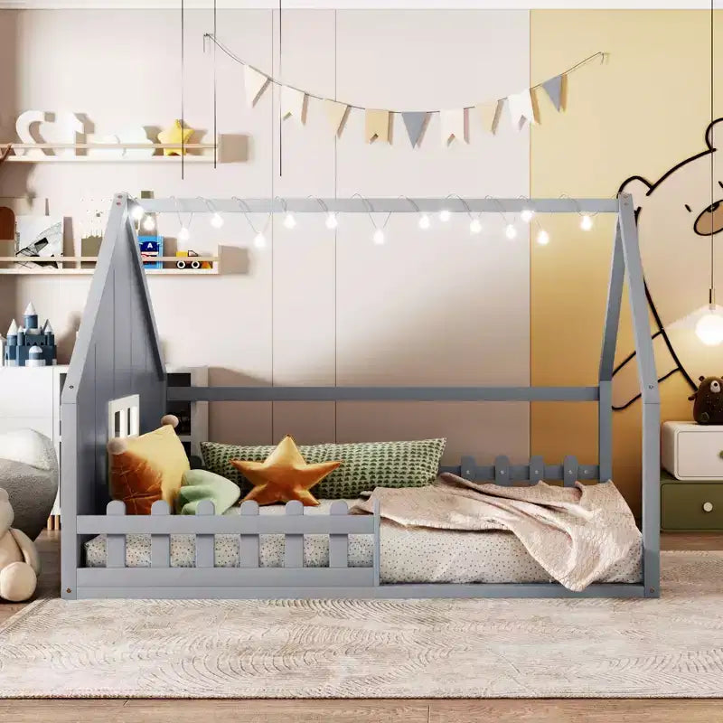 Cadre de lit double avec tête de lit de rangement, lit plateforme en bois massif avec fenêtre et clôture pour chambre à coucher, gris