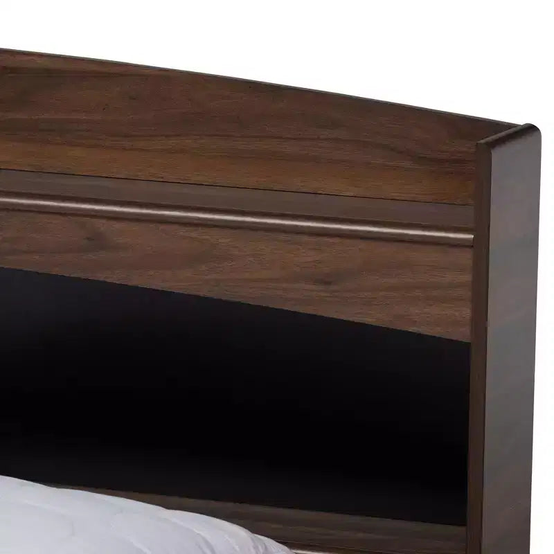 Lit plateforme Queen Christopher Wood avec étagères -: Design rustique moderne, Rangement intégré dans la tête de lit, Finition